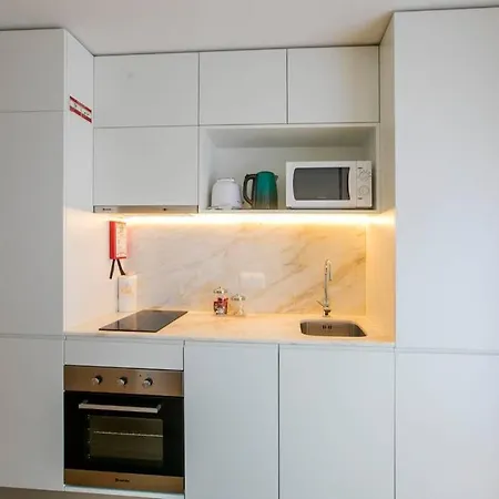 Magic Studio W/ Wi-fi & A/c Apartment *