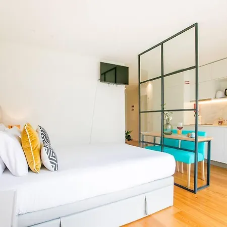 Apartment Magic Studio W/ Wi-fi & A/c Porto